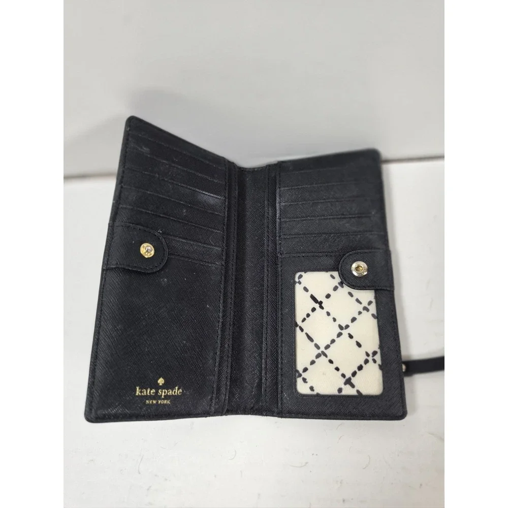 Kate Spade Black Snap wallet.  Medium size.  Great condition.